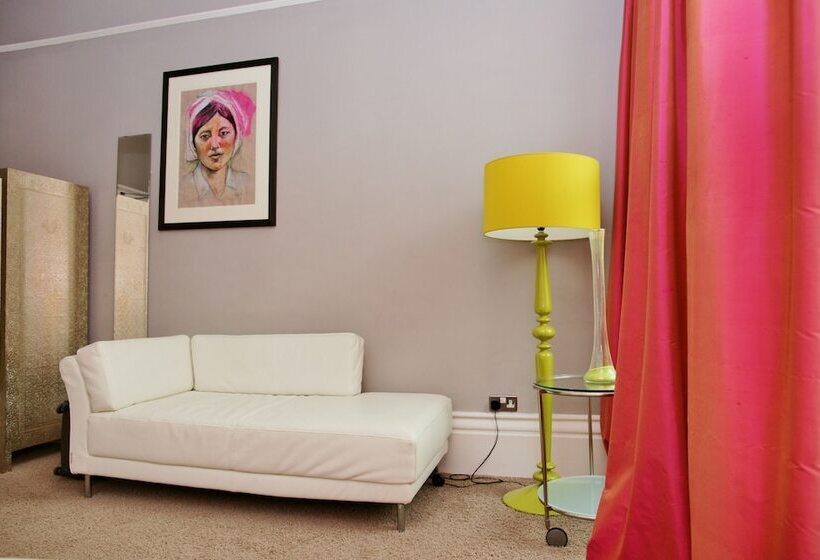 Fotos del hotel The Oriental  Guest House:  21