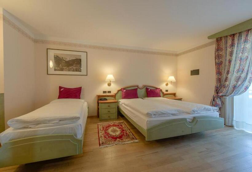 هتل Albergo Alla Rosa