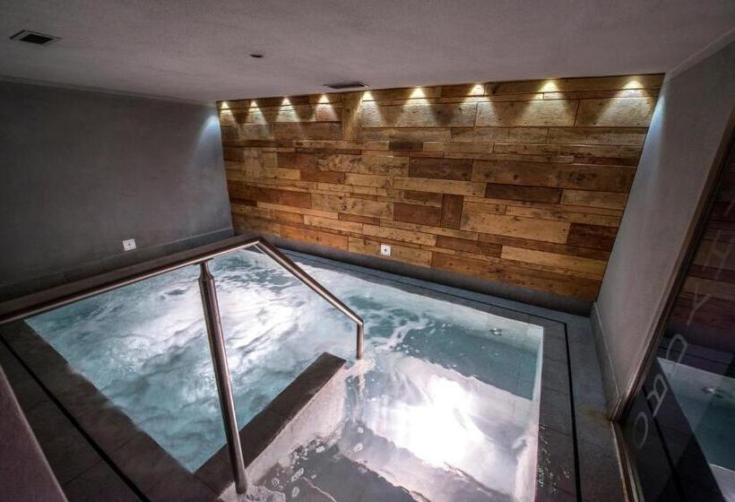 هتل Albergo Alla Rosa