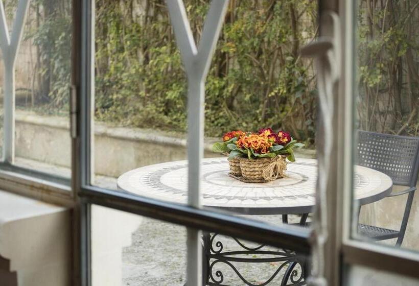 هتل Antica Villa La Viola