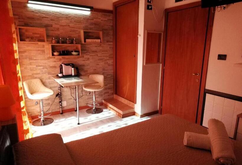 هتل B&b Alghero Republic