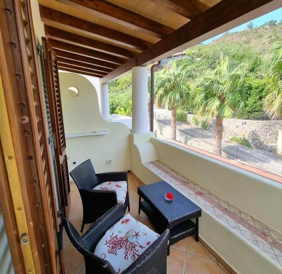 هتل Borgo Eolie