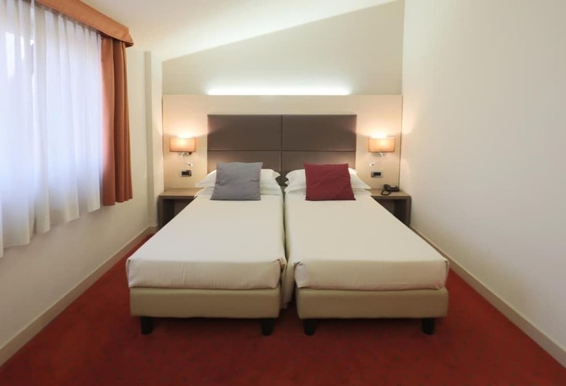 Fotos del hotel Campion:  35