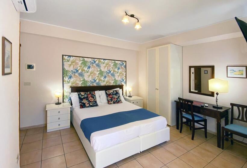 هتل Casa Famiani Bed & Breakfast