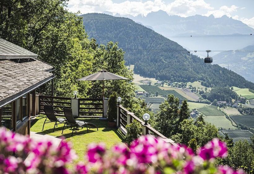 هتل Chalet Grumer Suites&spa