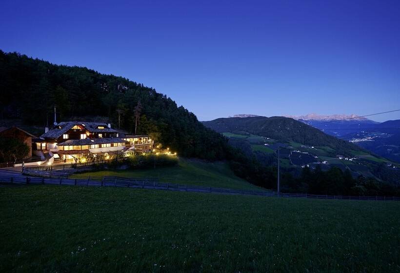 هتل Chalet Grumer Suites&spa