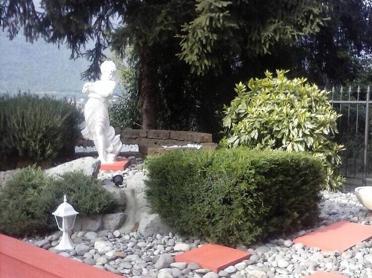 ホテル Empire Resort