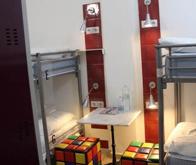 Fotos del hotel Hostel Colours:  14
