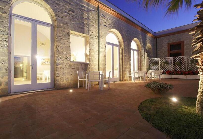 هتل I Pretti Resort