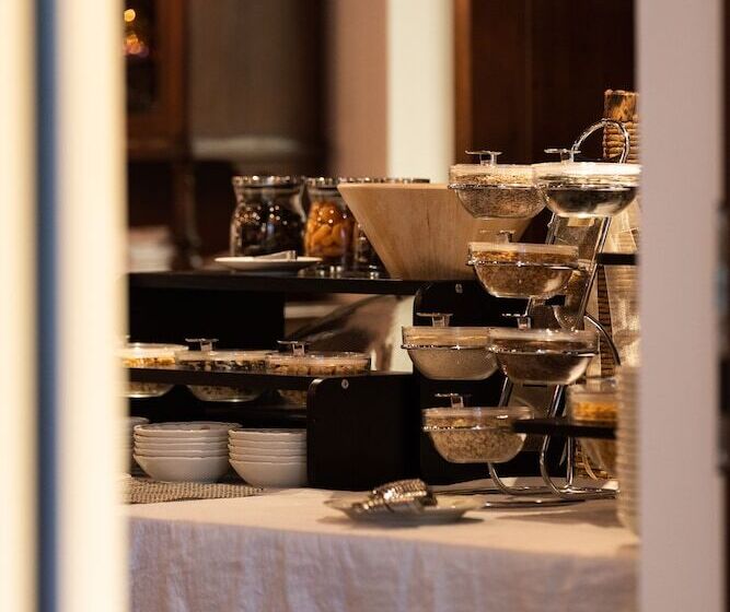هتل Il Roncal Wine Resort For Wine Lovers