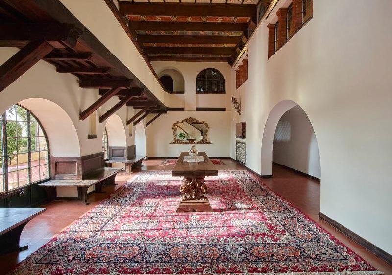 هتل La Loggia Historic Resort