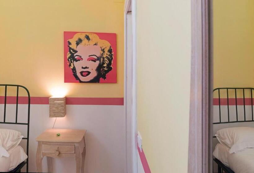 Отель La Naca Della Taranta B&b