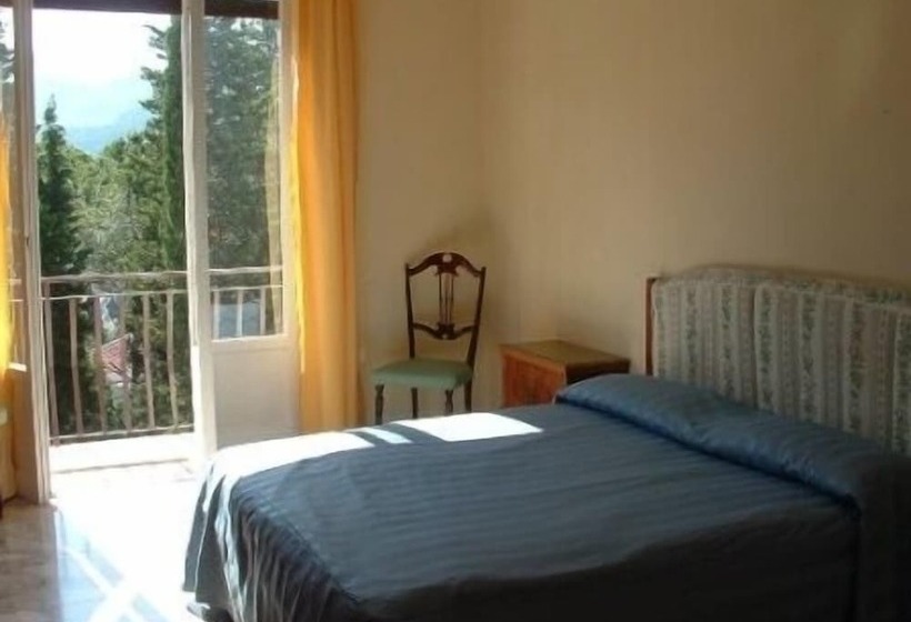 Отель La Perla Blu