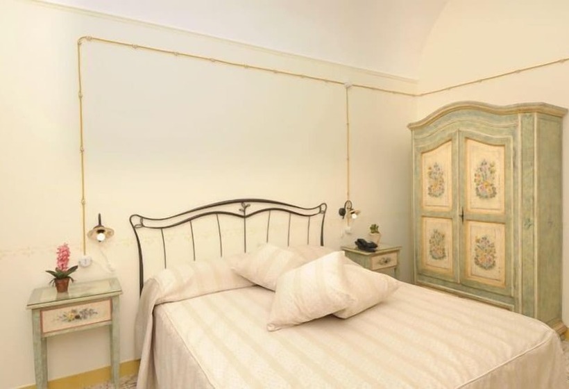 هتل Locanda Degli Dei