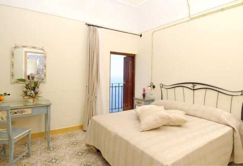 هتل Locanda Degli Dei