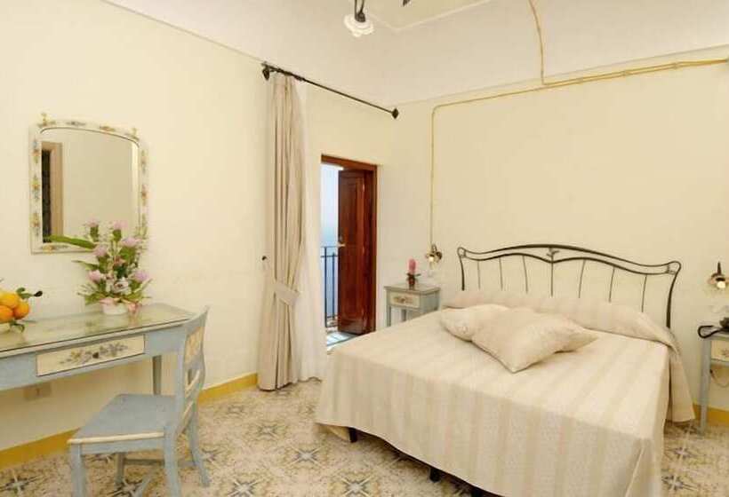 هتل Locanda Degli Dei