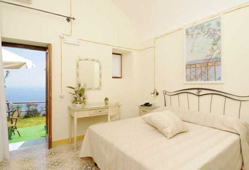 هتل Locanda Degli Dei