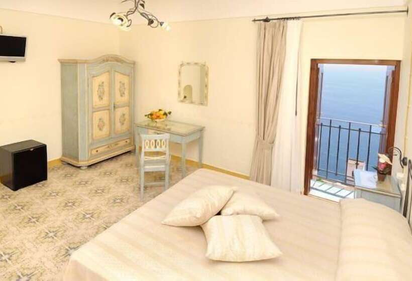 هتل Locanda Degli Dei