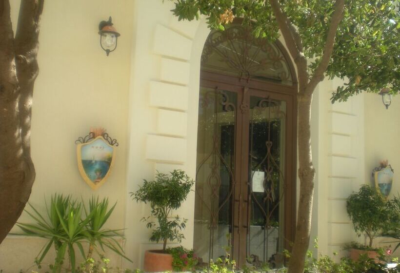 فندق Palazzo Reginella