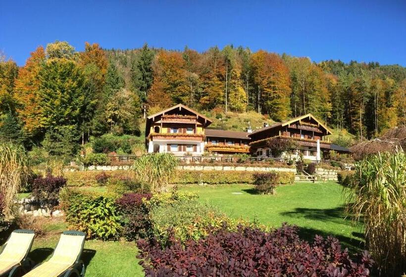 هتل Pension Hubertus