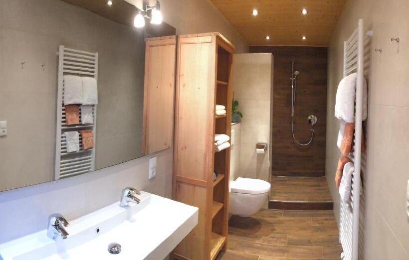 هتل Pension Hubertus