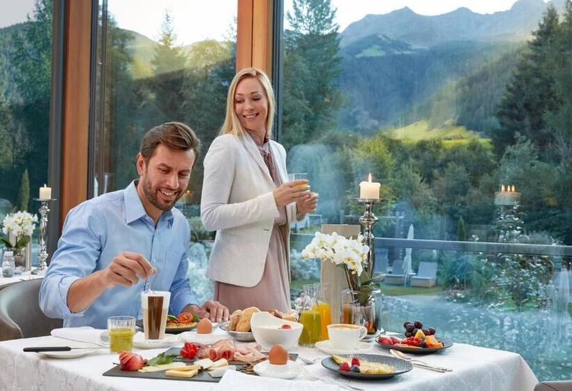 ホテル Quelle Nature Spa Resort