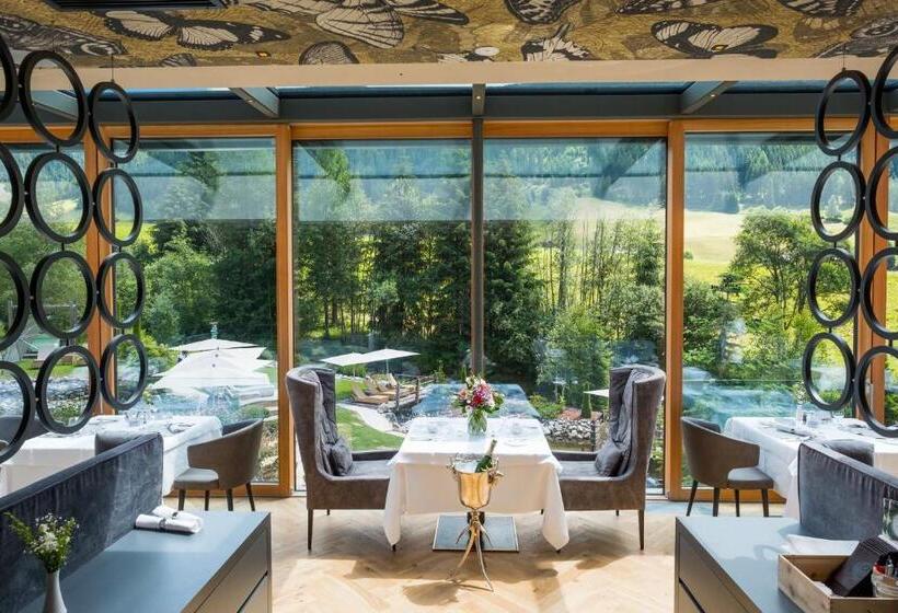 ホテル Quelle Nature Spa Resort
