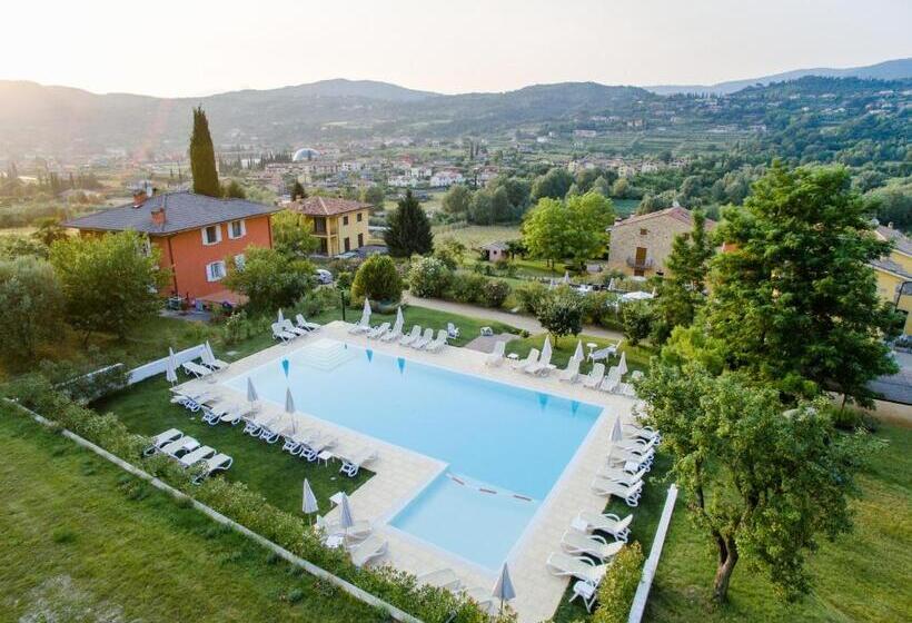 هتل Residence Corte Del Bosco