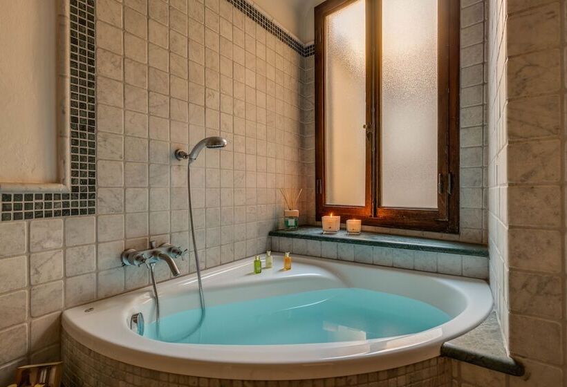 Fotos del hotel Residenza D'epoca In Piazza Della Signoria:  17