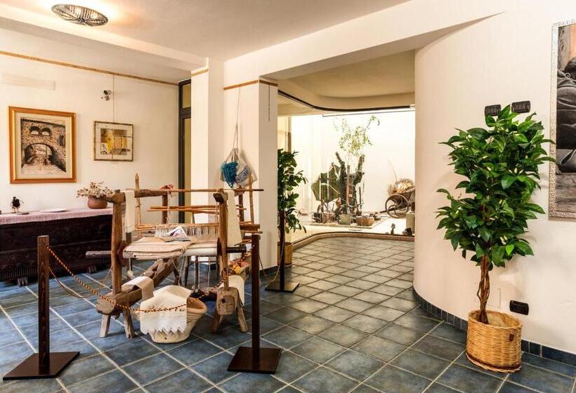 هتل Residenza Petrera