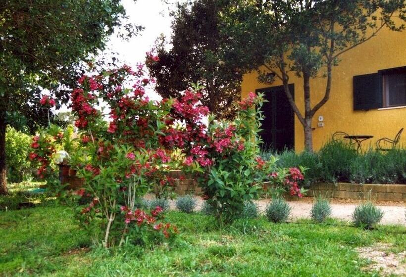 فندق Rosaspina