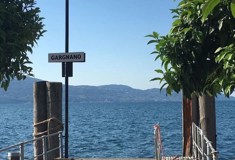 هتل Tiziana Garnì