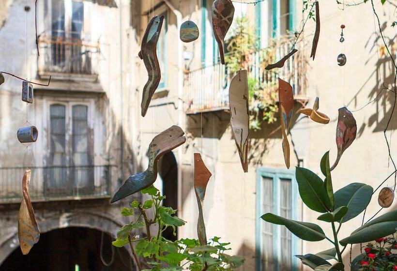 هتل Tribù Palazzo D Angiò