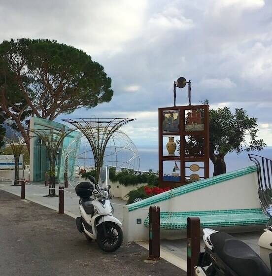 Hotel Villa Delle Palme In Positano