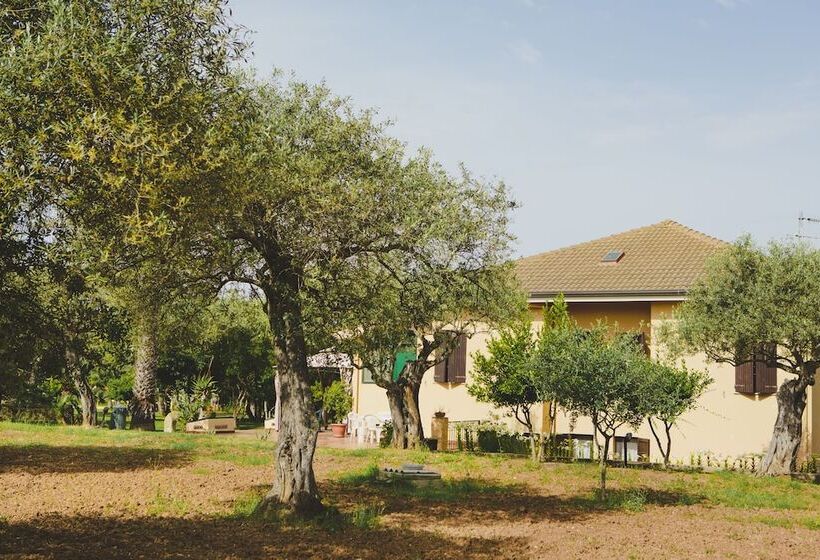 هتل Villa Grazia