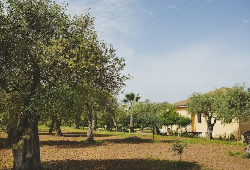 هتل Villa Grazia
