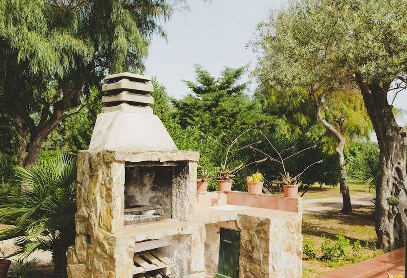 هتل Villa Grazia