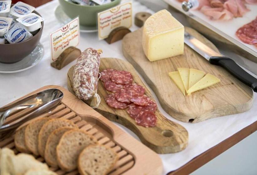 هتل Villa Italia Luxury Suites And Apartments