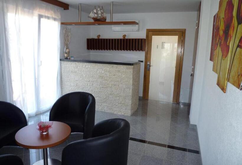 هتل Bed & Breakfast Grgic