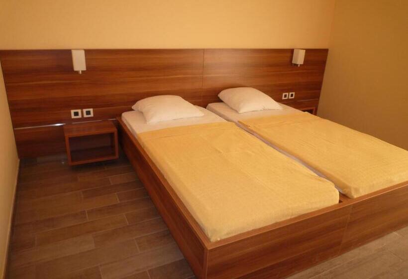 هتل Bed & Breakfast Grgic
