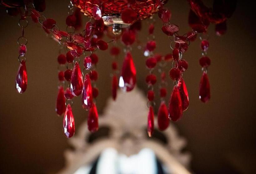 هتل Borgo Vistalago