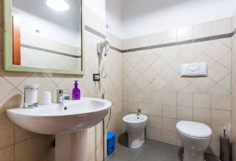 هتل Bosa Guest House