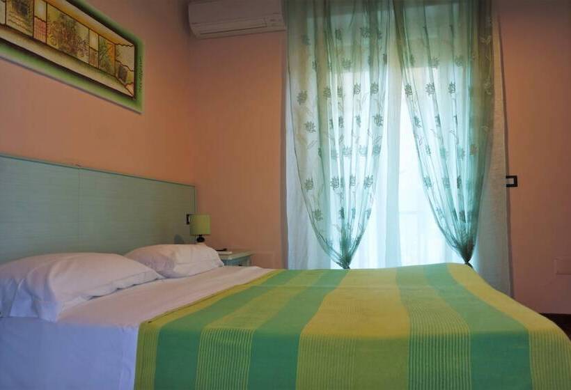 هتل Bosa Guest House
