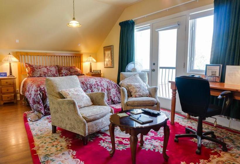 فندق Elevate Rooms Calgary Westways Guest House