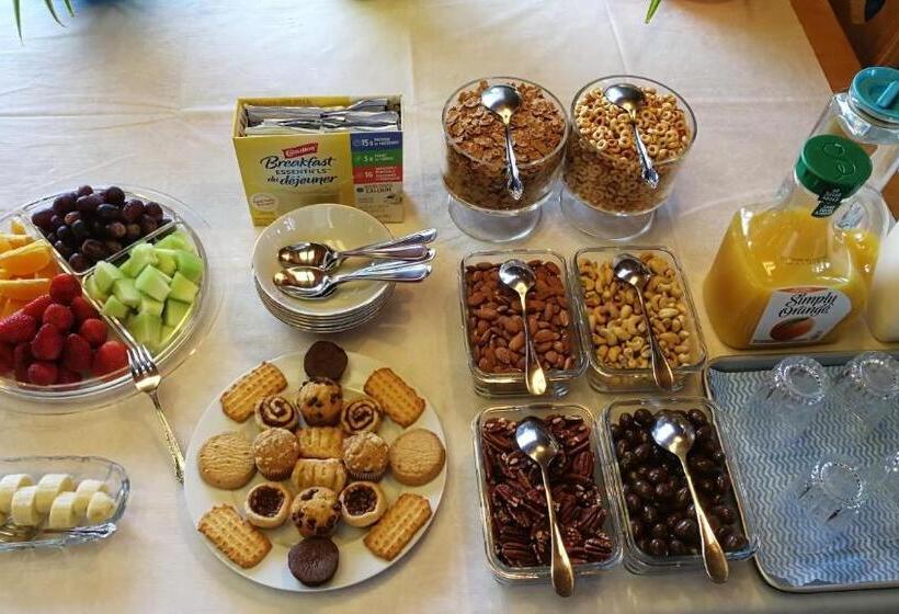 בית מלון כפרי Cariboo Log Guest House