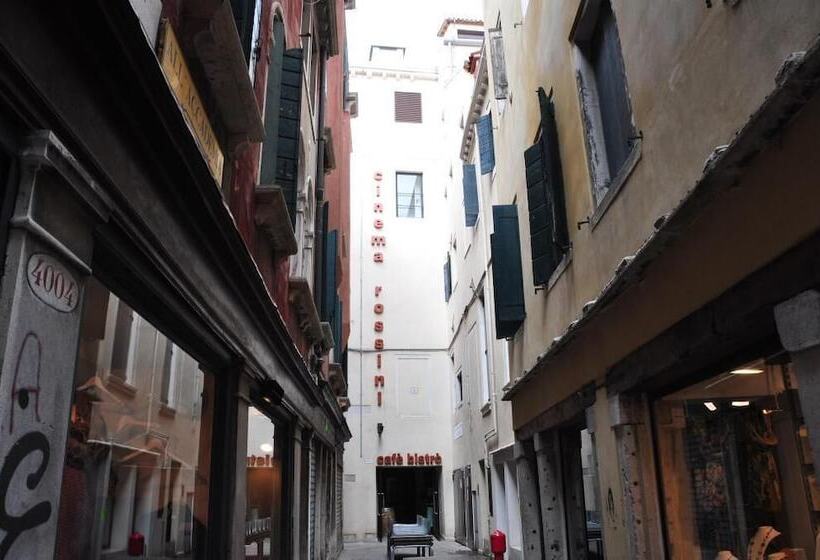 Fotos del hotel Corte 1321:  33