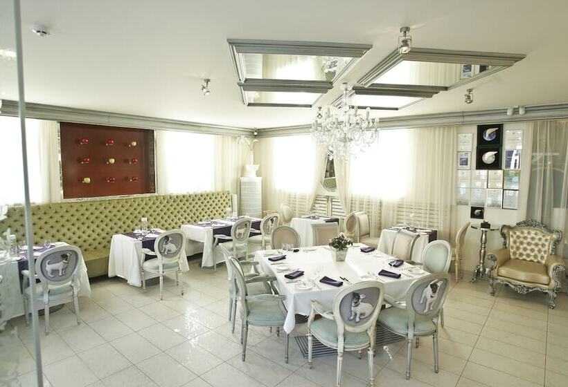 Boutique Hotel Mama