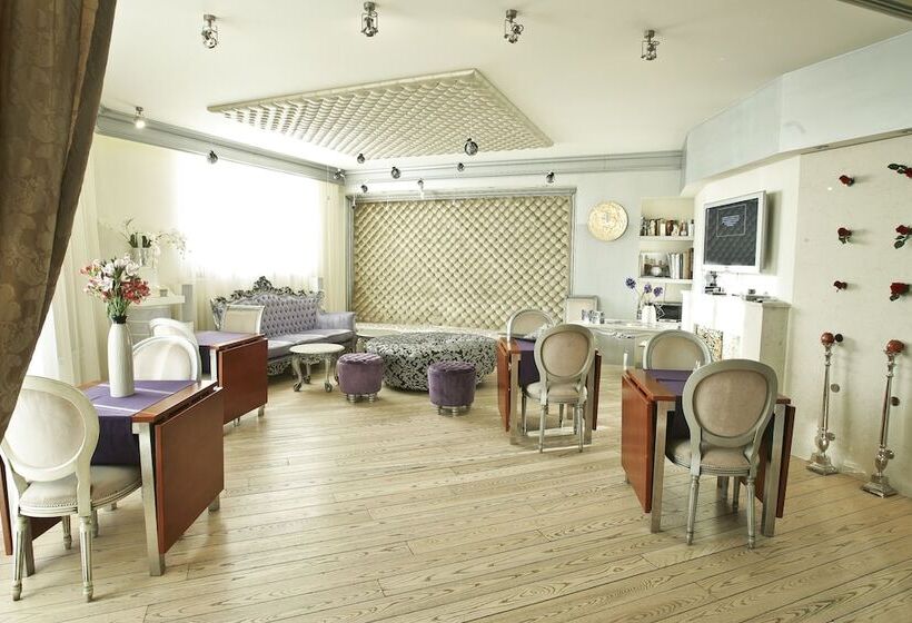 Boutique Hotel Mama