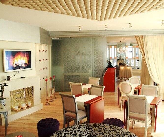 Boutique Hotel Mama