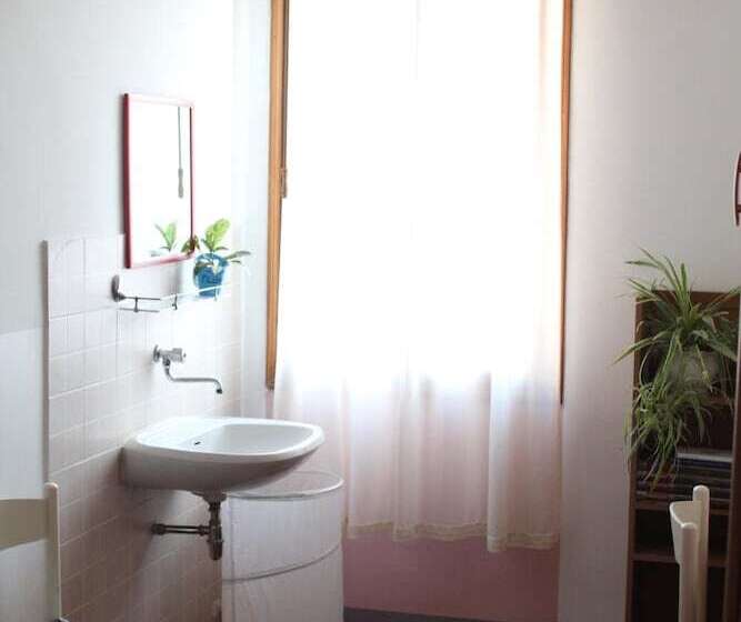 Fotos del hotel Ostello Domus Civica:  28